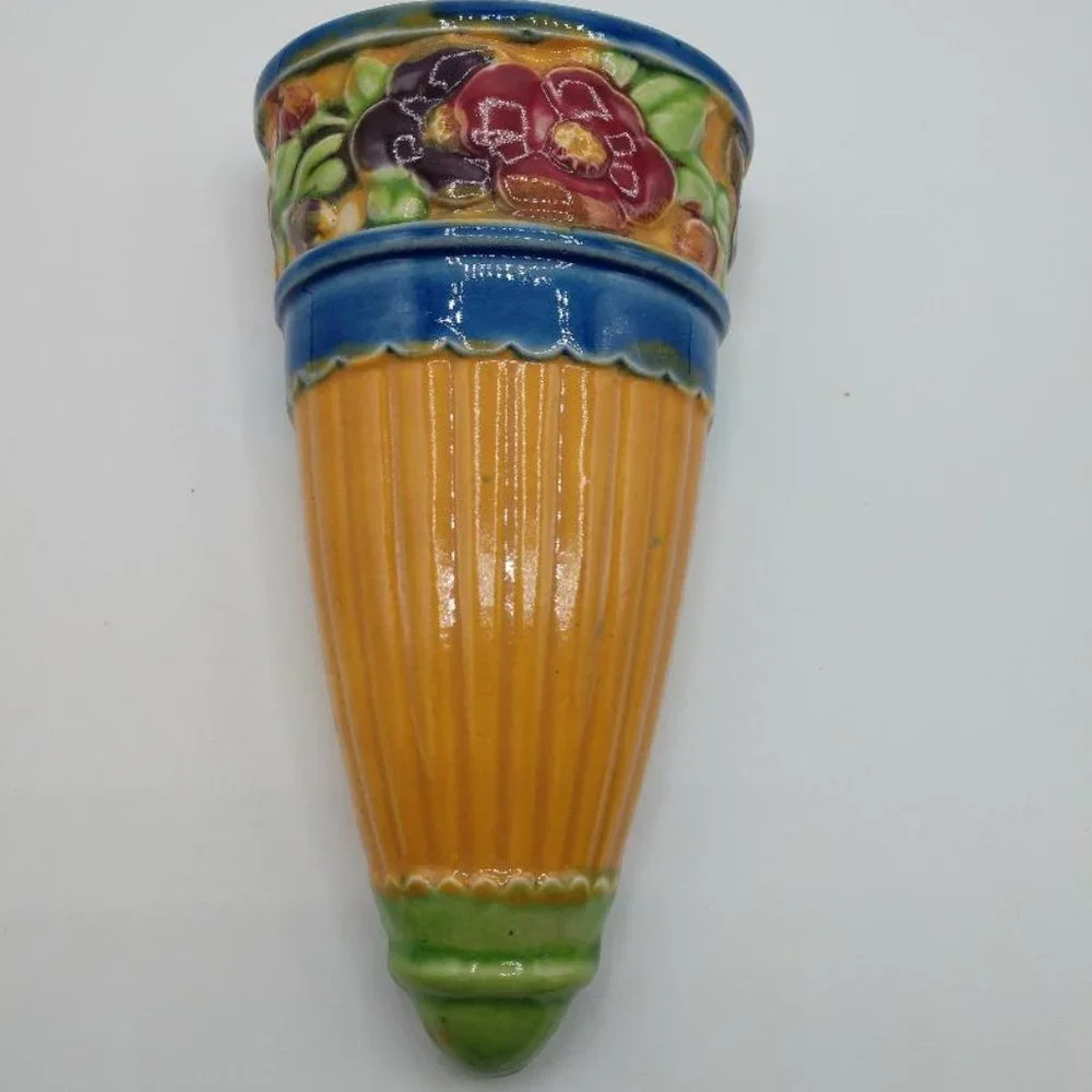 Maruhon Ware - Vintage Wall Pocket (Made in Japan) Floral